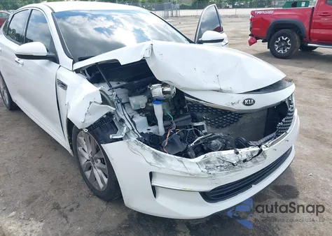 2018 Kia Optima Ex z USA, uszkodzony, nr VIN 5XXGU4L39JG252068